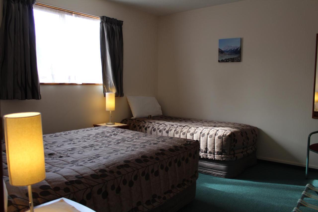 Asure Ambassador Motor Lodge Oamaru Esterno foto