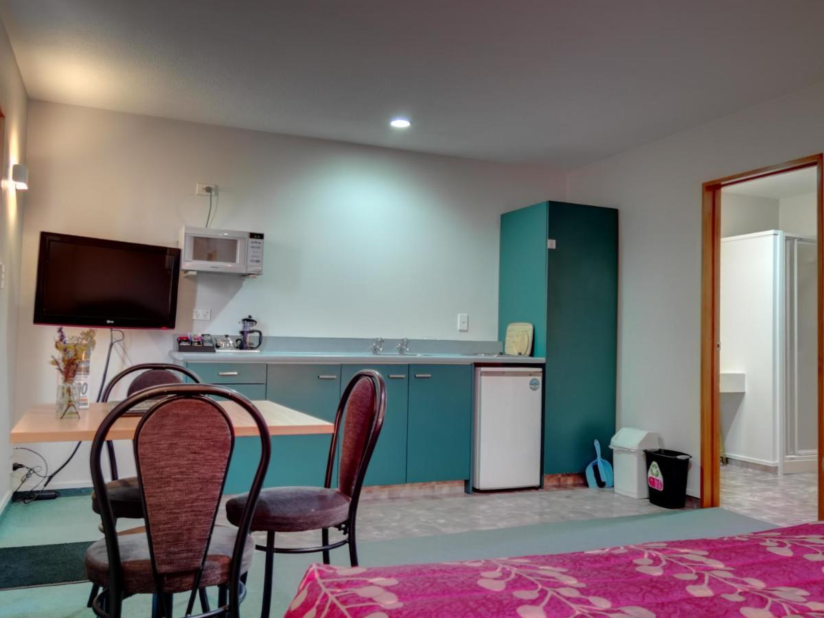 Asure Ambassador Motor Lodge Oamaru Esterno foto