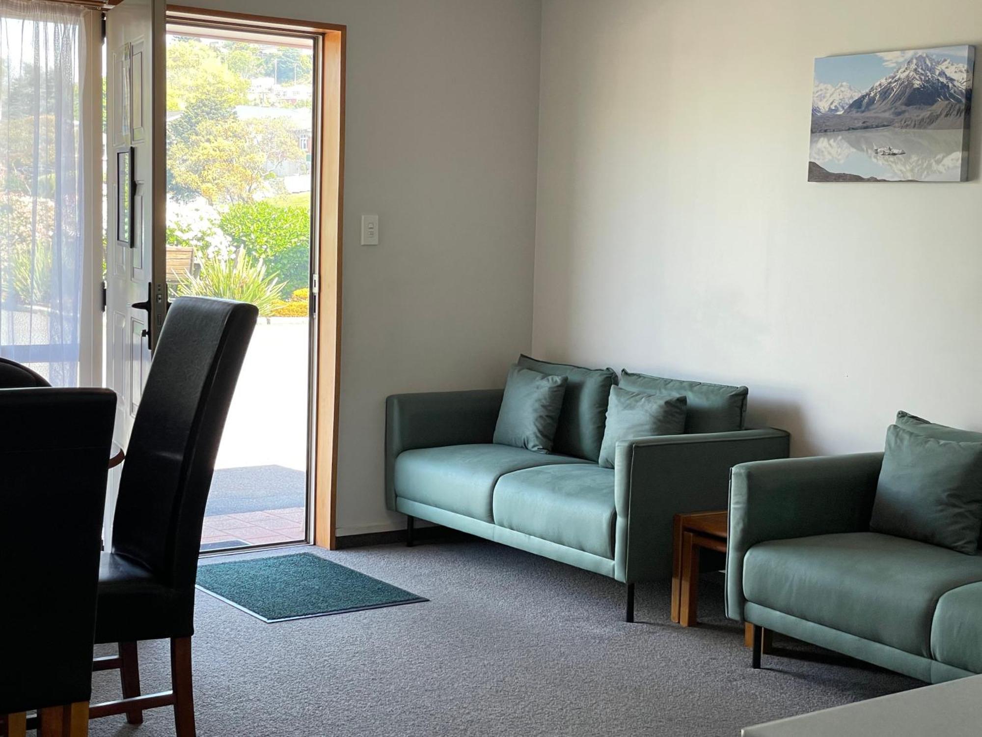 Asure Ambassador Motor Lodge Oamaru Esterno foto