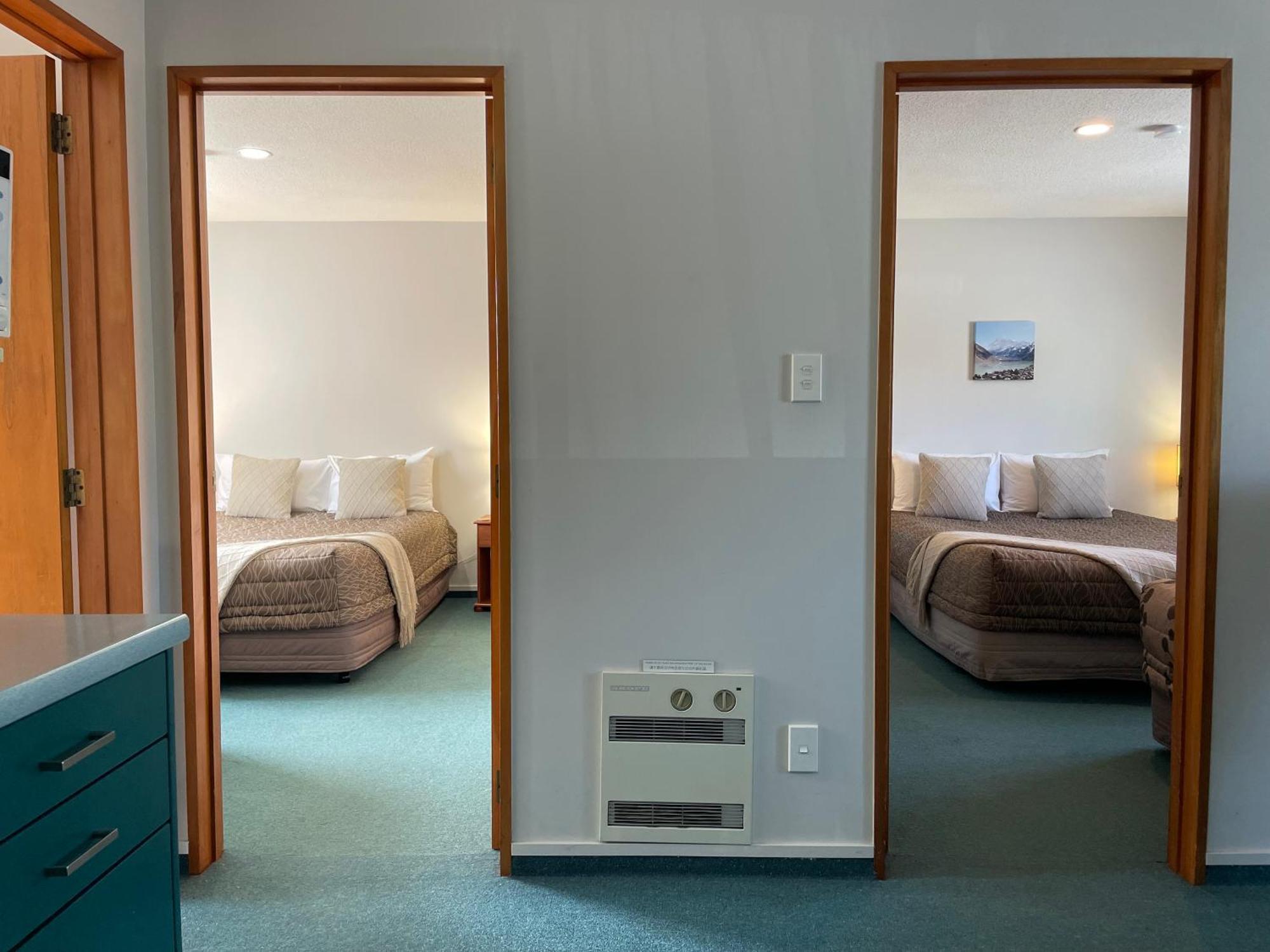 Asure Ambassador Motor Lodge Oamaru Esterno foto