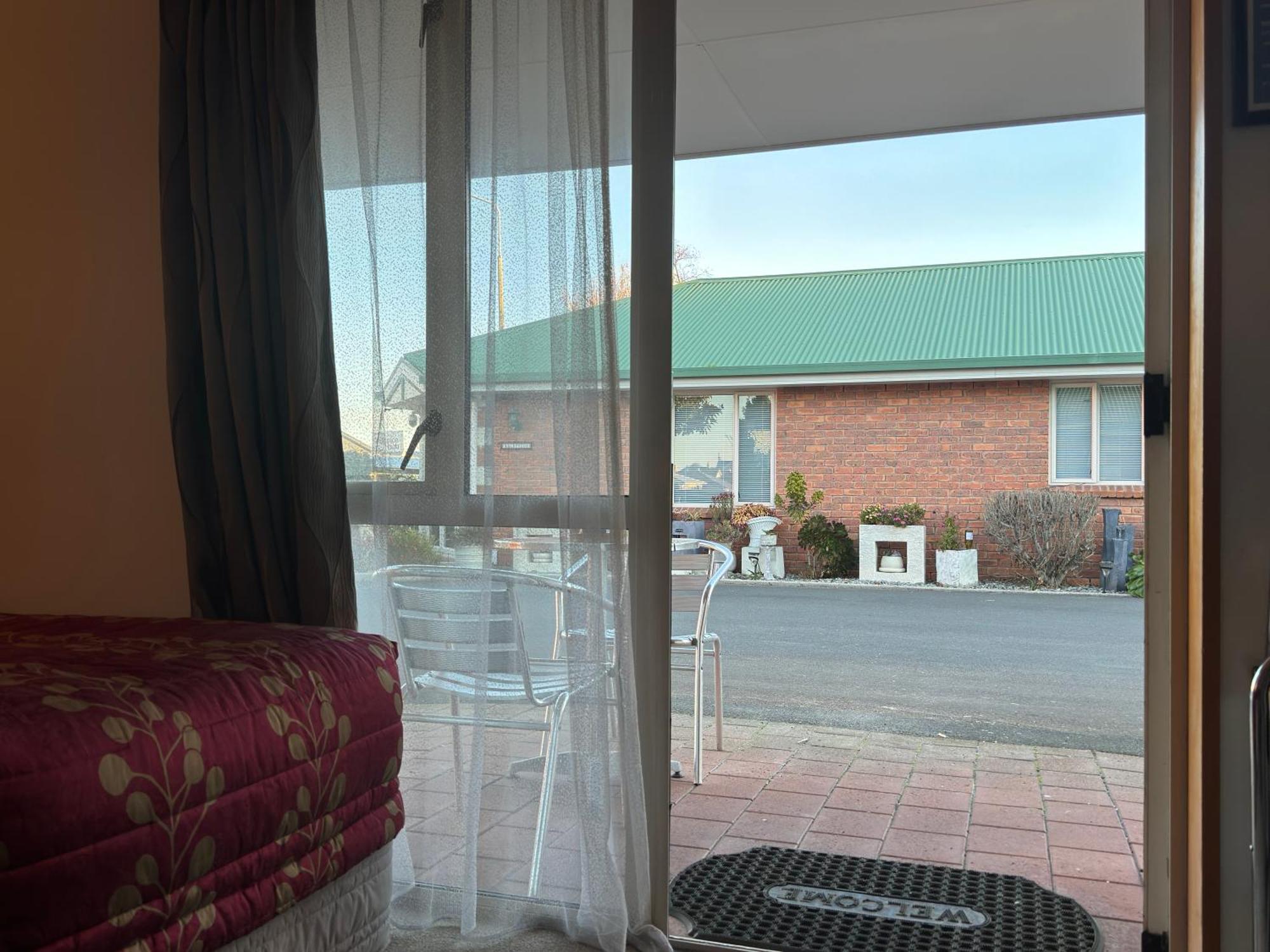 Asure Ambassador Motor Lodge Oamaru Esterno foto